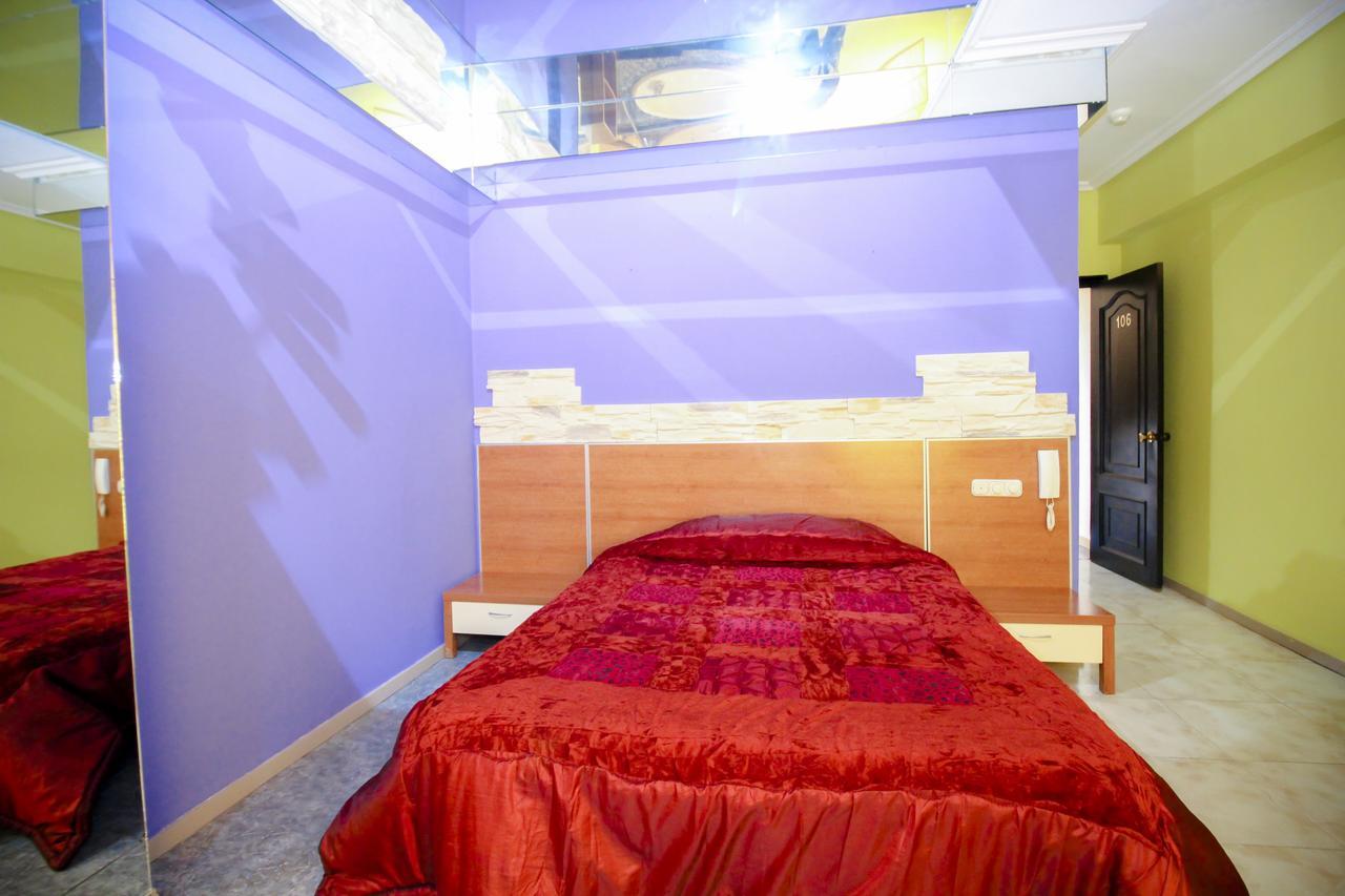 أورينس Hotel As Termas المظهر الخارجي الصورة